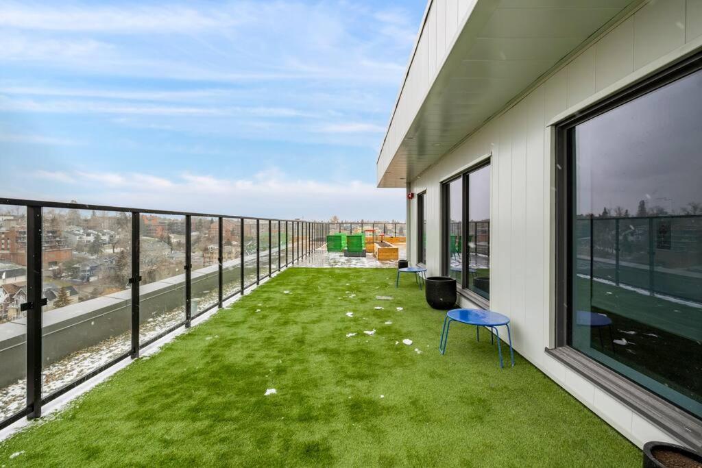 شقة Chic 1Br Kensington Unit W/Parking YYC المظهر الخارجي الصورة