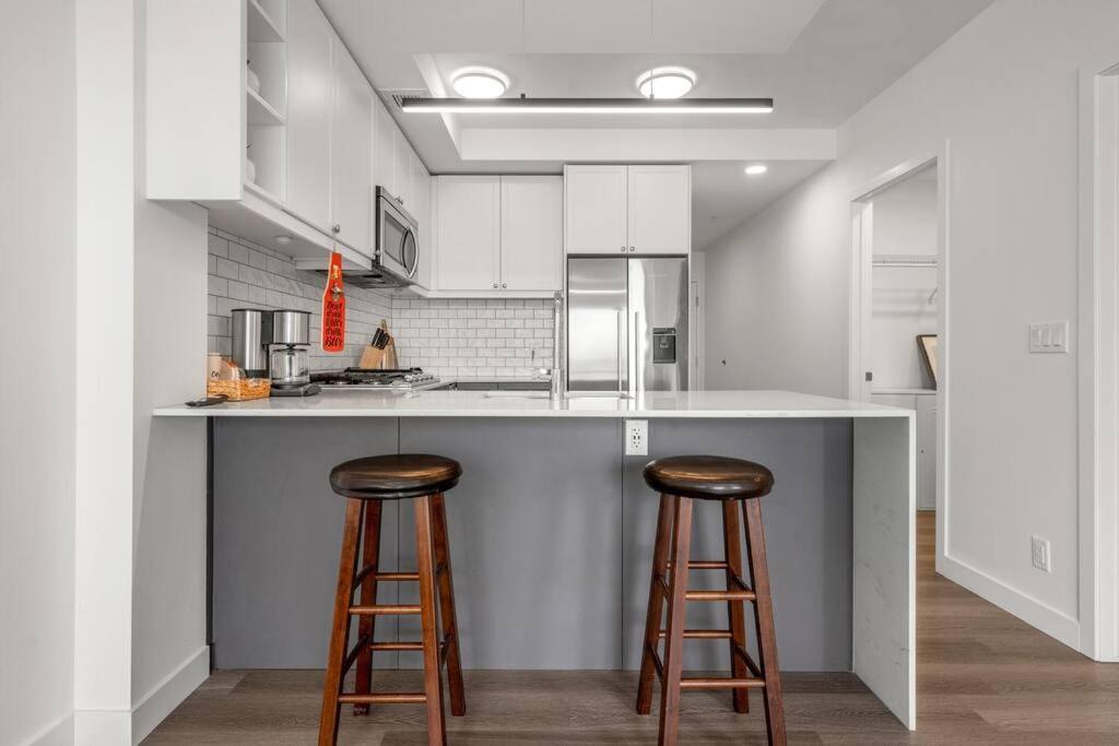 شقة Chic 1Br Kensington Unit W/Parking YYC المظهر الخارجي الصورة