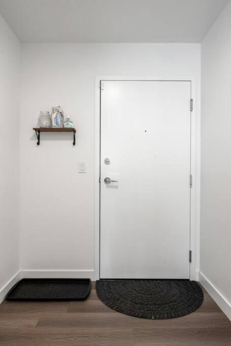 شقة Chic 1Br Kensington Unit W/Parking YYC المظهر الخارجي الصورة