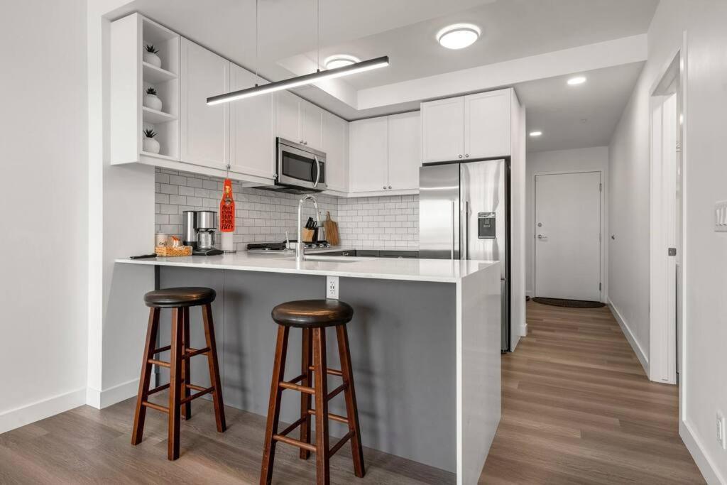 شقة Chic 1Br Kensington Unit W/Parking YYC المظهر الخارجي الصورة