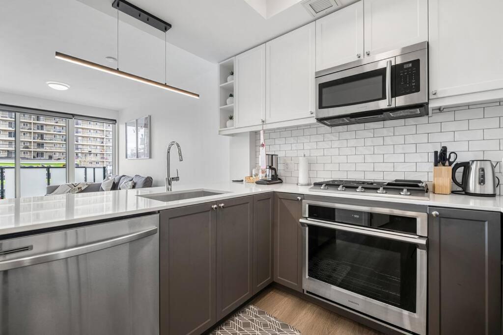 شقة Chic 1Br Kensington Unit W/Parking YYC المظهر الخارجي الصورة